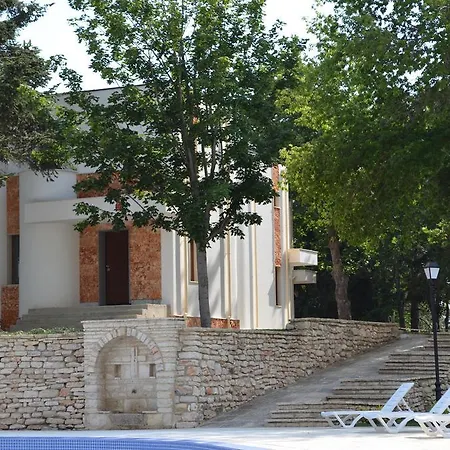 Gardens דירה בלצ'יק